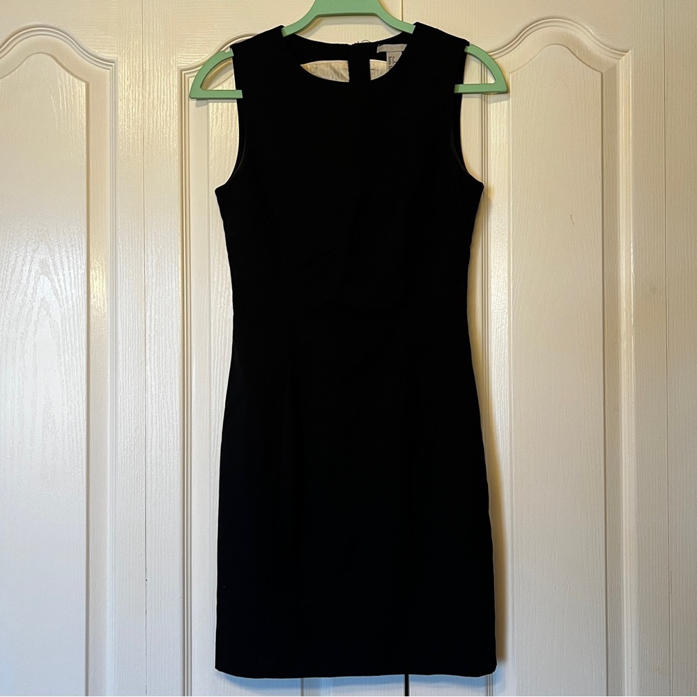 H&M Black Sleeveless Sheath Dress Knee Length Size 6